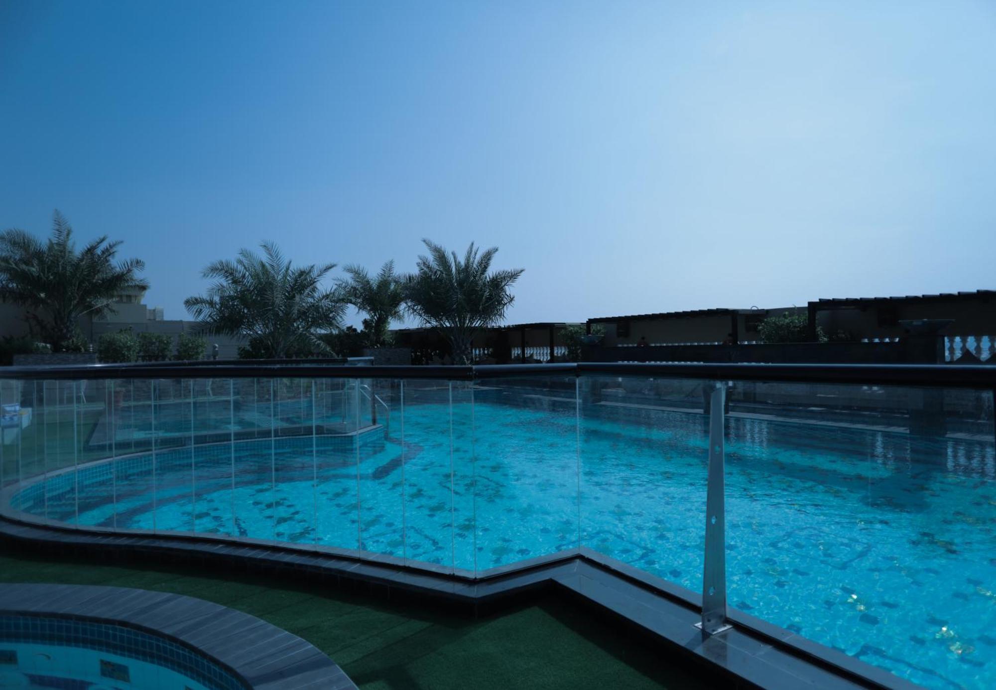 La Zona Continental Hotel دبي المظهر الخارجي الصورة